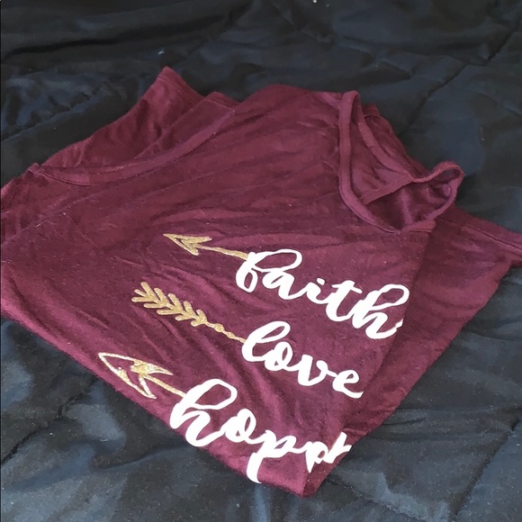 Cute shirt!!👚 - Picture 3 of 3